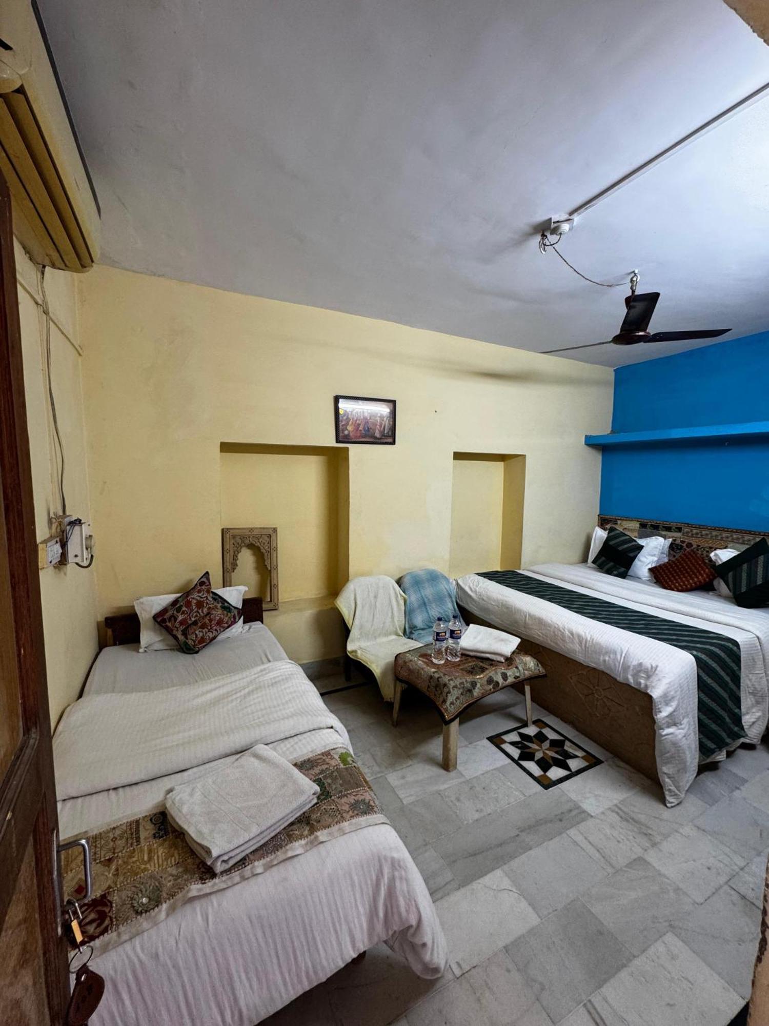 Neem Guest House Jaisalmer Eksteriør bilde